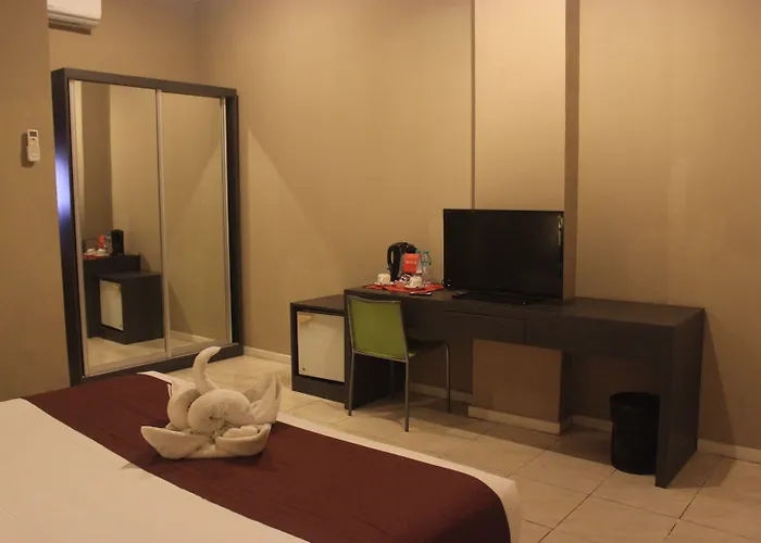 Guest house Reddoorz @ Sunset Point Seminyak (Bali)