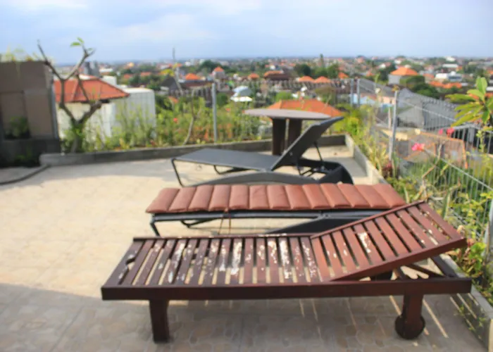 Guest house Reddoorz @ Sunset Point Seminyak (Bali)
