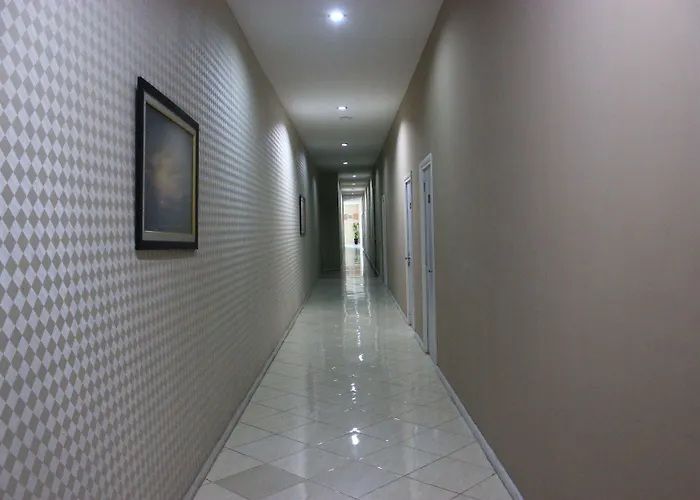 Reddoorz @ Sunset Point Guest house